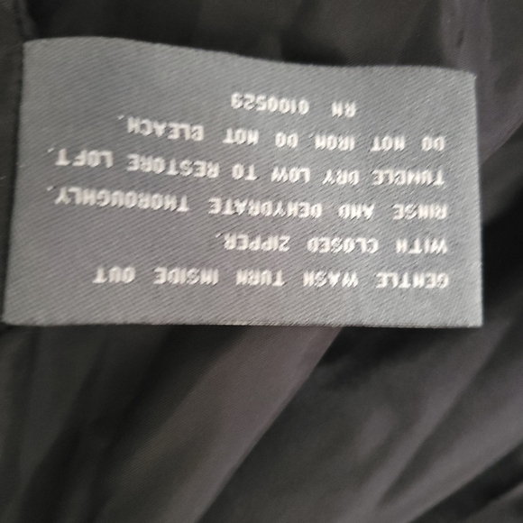 Stave Madden Women's Black Vest Size Medium with Pocket and Hood - Picture 6 of 14